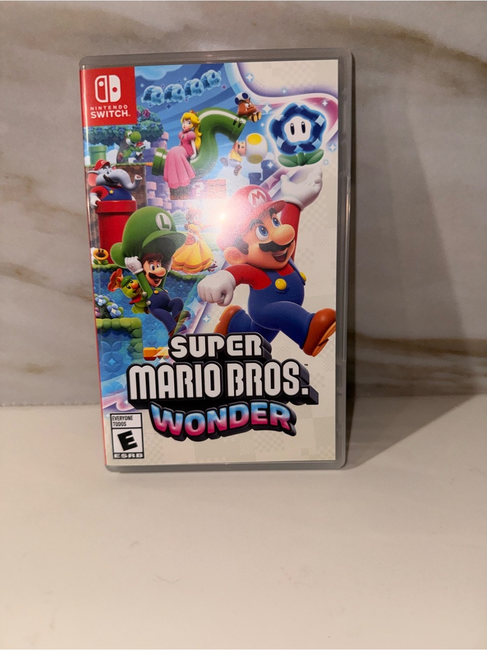 Nintendo switch Super Mario Bros. Wonder game w/ box
